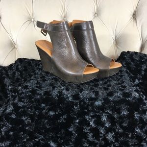 Brown leather wedges